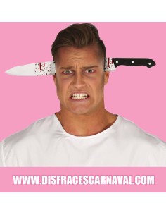 CUCHILLO GRANDE ATRAVIESA CABEZA