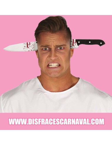 CUCHILLO GRANDE ATRAVIESA CABEZA
