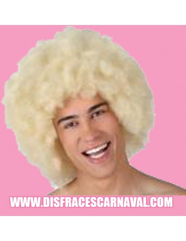 Afro texturizada rubia